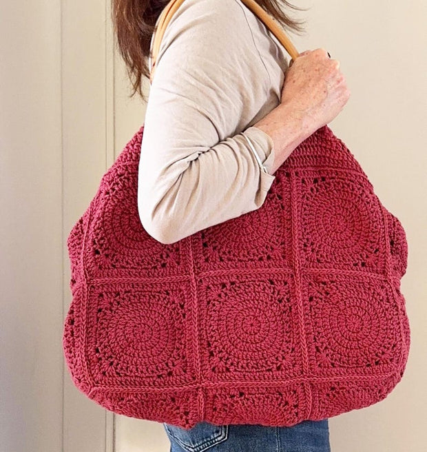 The Weekend monochromatic Bag CROCHET PATTERN