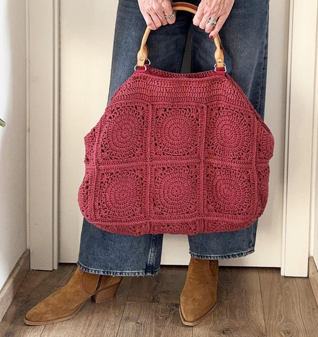 The Weekend monochromatic Bag CROCHET PATTERN