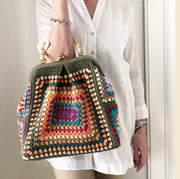 The Granny square bag CROCHET PATTERN